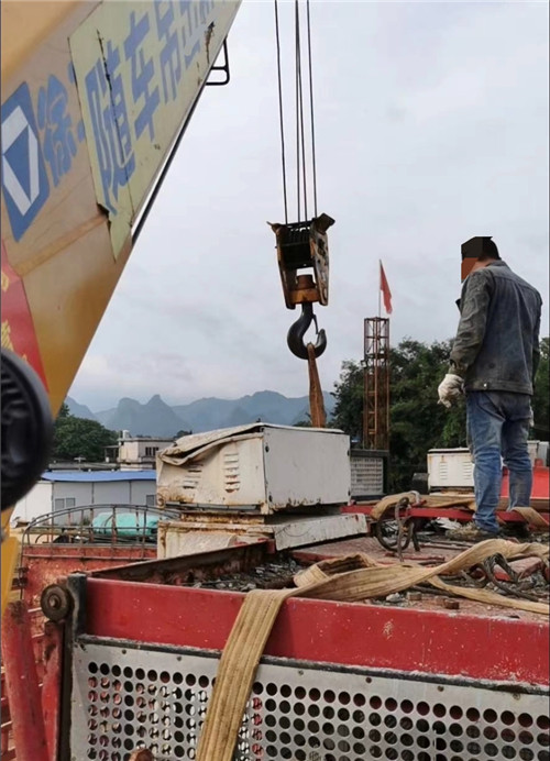 汉台区大件吊装搬运设备常用的施工手势信号解答